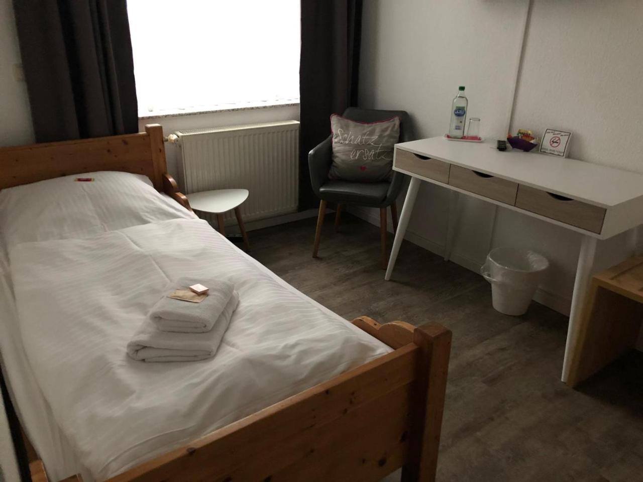 Hotel Alter Giebel Kirchhellen Luaran gambar